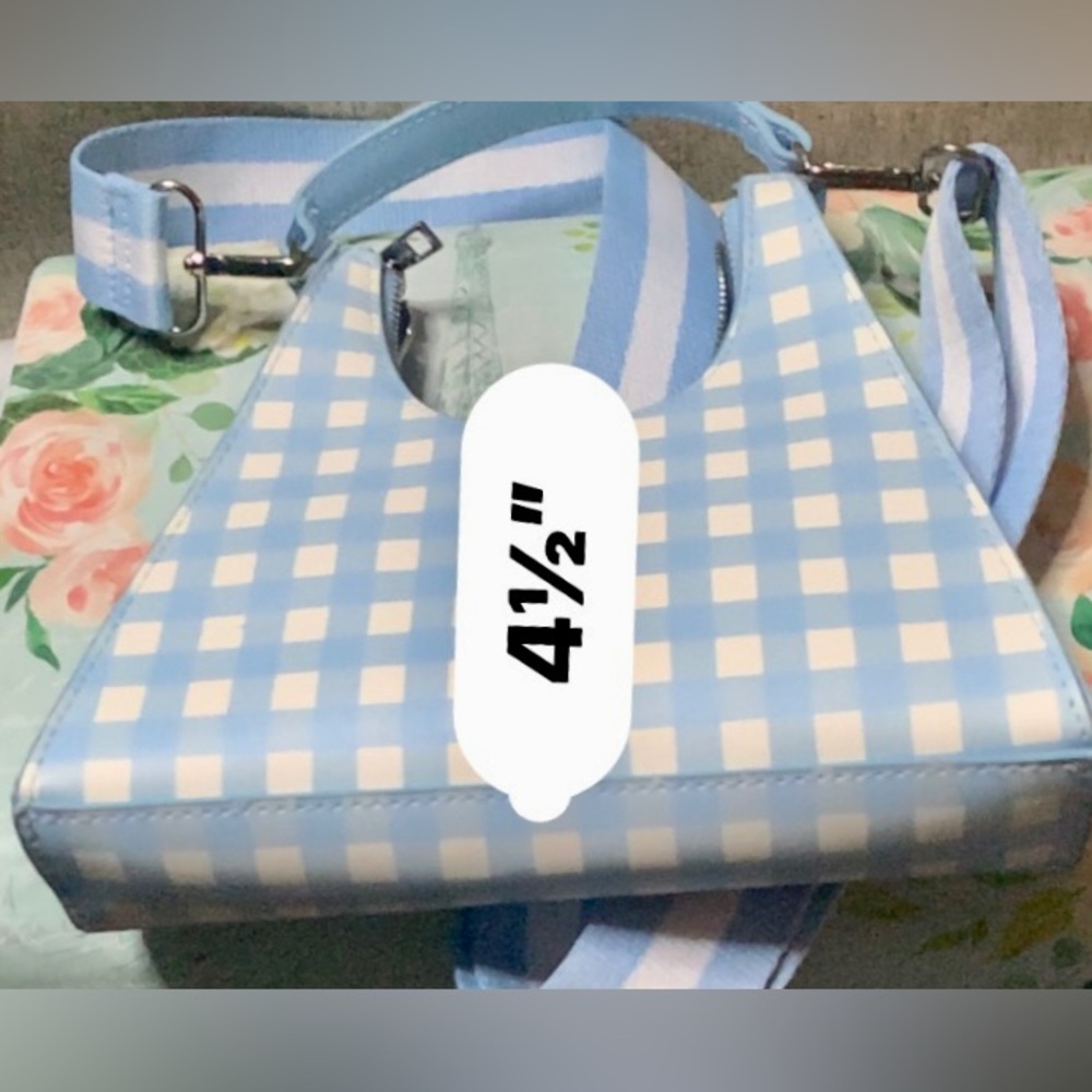 🦋NEW 🦋Mini suitcase style bag, blue and white🦋
#BLUE - Picture 11 of 16